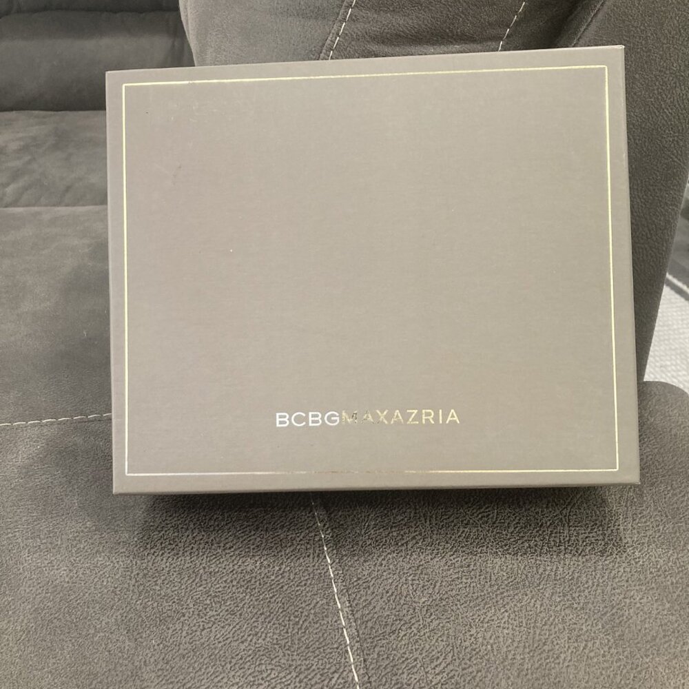 BCBGMaxAzira SZ 8.5, Denim, Closed Toe, 4", Espadrilles